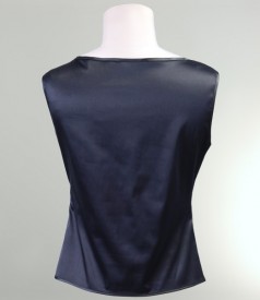 Blouse with white-mat black flakes