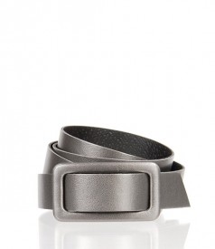 Narrow gray belt