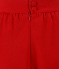 Skirt with gussets in red fabric