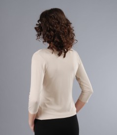 Beige jersey blouse tied with cord