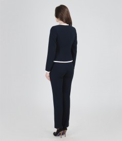 Elegant navy-blue outfit with lacquer contrast trim