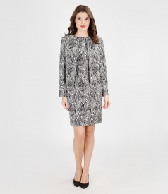 Elegant black&white elastic brocade dress