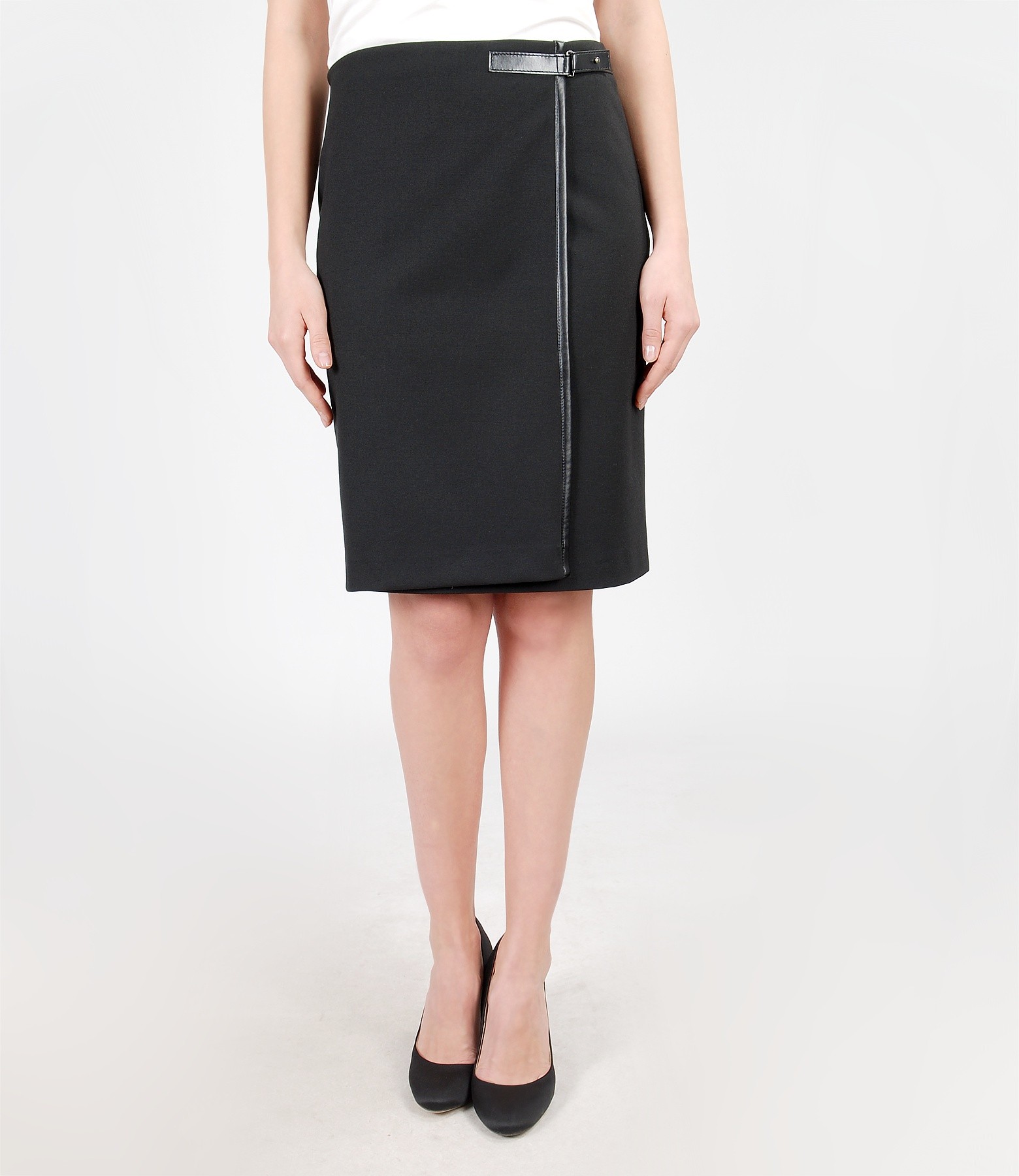 Thick elastic jersey skirt with buckle black - YOKKO