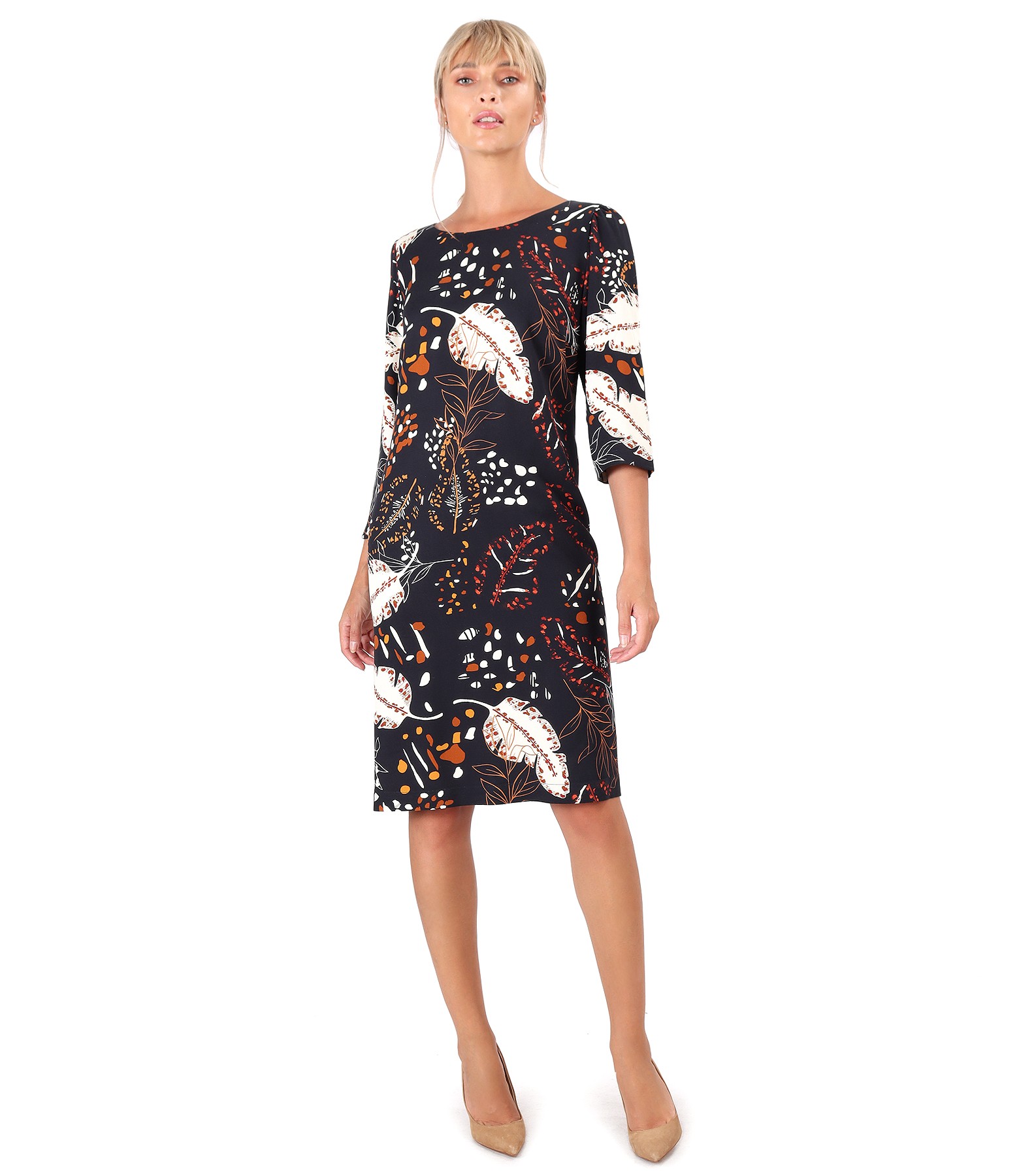 Casual dress made of viscose printed with floral motifs print - YOKKO