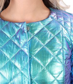 Elegant jacket made of waterproof quilted fabric