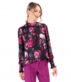 Elegant viscose blouse digitally printed with floral motifs