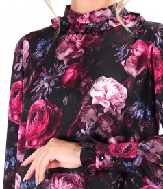 Elegant viscose blouse digitally printed with floral motifs