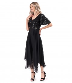 Midi dress with bodice and wide sleeves made of sequins