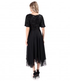 Midi dress with bodice and wide sleeves made of sequins