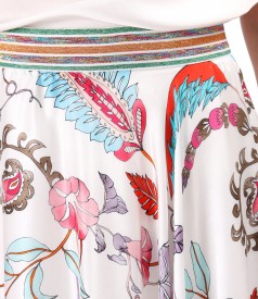 Long skirt made of viscose with silk digitally printed with floral motifs