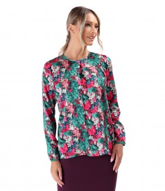 Satin blouse printed with floral motifs