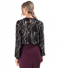 Elegant viscose blouse printed with geometric motifs