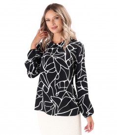 Viscose blouse printed with geometric motifs with pointed collar