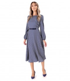 Elegant viscose dress printed with geometric motifs