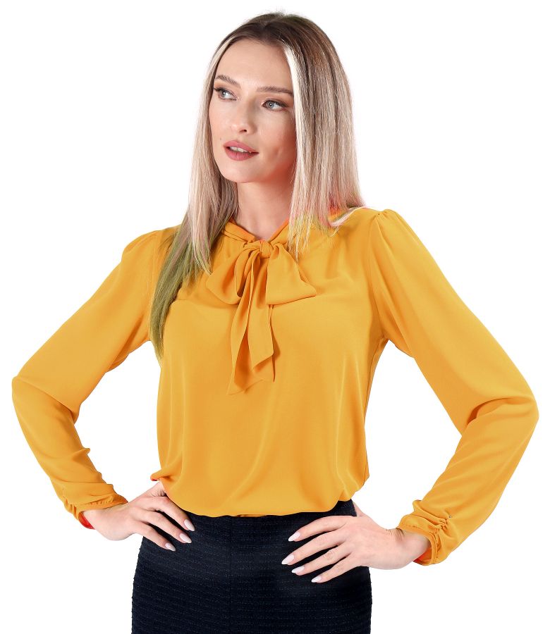 Blouse with long sleeves and scarf collar