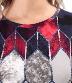 Elastic jersey blouse printed with geometric motifs