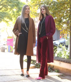 Midi overcoat made of thick fabric