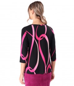 Elastic jersey blouse printed with geometric motifs