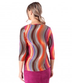 Elastic jersey blouse printed with geometric motifs