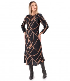 Midi dress made of viscose fabric printed with geometric motifs