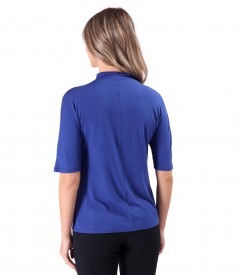 Elastic jersey blouse with neckline on the neck