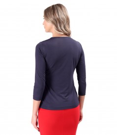 Elastic jersey blouse with pleated neckline and 3/4 sleeves