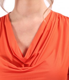 Elastic jersey blouse with pleated neckline and 3/4 sleeves